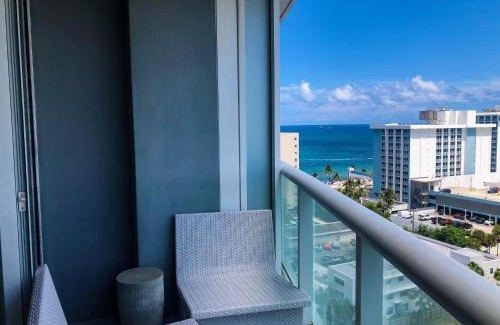 Central Beach Apartment | 1201 W Residences