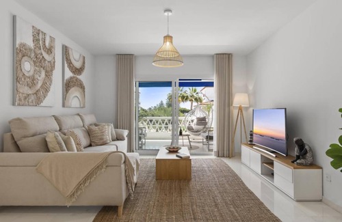 Puerto Banus Apartment | 122 m² Apartment ∙ 3 bedrooms ∙ 6 guests