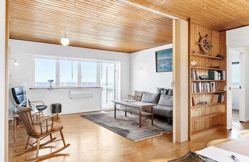 Tejn Apartment | 122 m² Apartment ∙ 2 bedrooms ∙ 4 guests