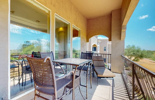 North Scottsdale Condo | 122 m² Condo ∙ 3 bedrooms ∙ 6 guests