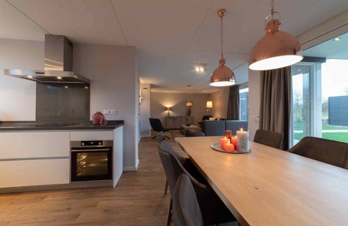 Colijnsplaat House | 122 m² House ∙ 3 bedrooms ∙ 6 guests