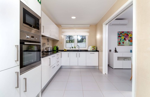 Retur House | 123198/AL luxurious 4 bed, 4 bath villa,200 metres from beach with private pool