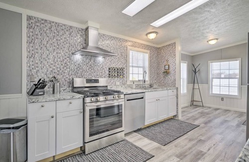 Seneca Falls Cottage | 124 m² Cabin ∙ 3 bedrooms ∙ 6 guests