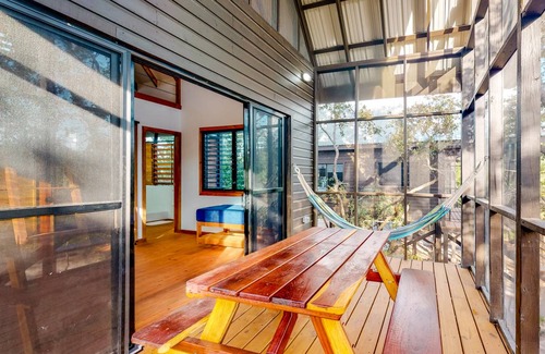 Surfside Cabin | 125 m² Cabin ∙ 3 bedrooms ∙ 12 guests