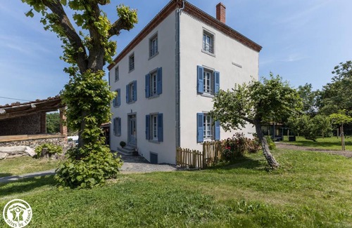 Teilhard House | 128 m² Gîte ∙ 3 bedrooms ∙ 8 guests