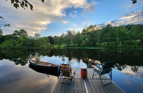 Augusta House | 13-Acre Private Estate, Private Lake, Private Golf Range, Private Forest & Hiking Trails