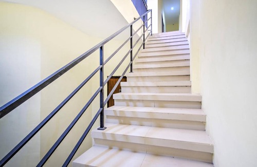 Sidoarjo Hotel | 13 m² Hotel ∙ 3 guests