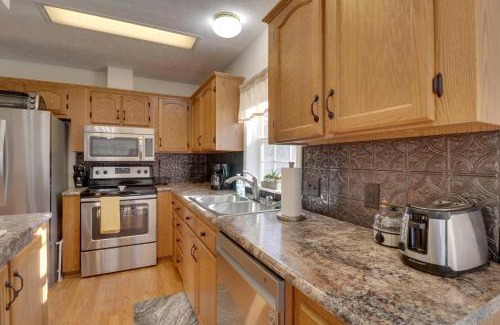 Elkton House | 13 Mi to Natl Park Shenandoah Valley Home!