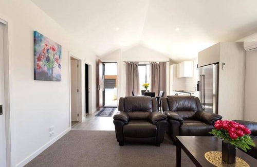 Lake Hayes Apartment | 130 m² Apartment ∙ 4 bedrooms ∙ 8 guests