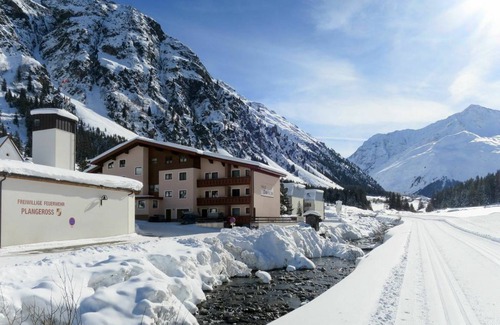 Plangeross Apartment | 130 m² Apartment ∙ 3 bedrooms ∙ 8 guests