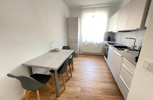 Ricklingen Apartment | 130 m² Apartment ∙ 4 bedrooms ∙ 13 guests