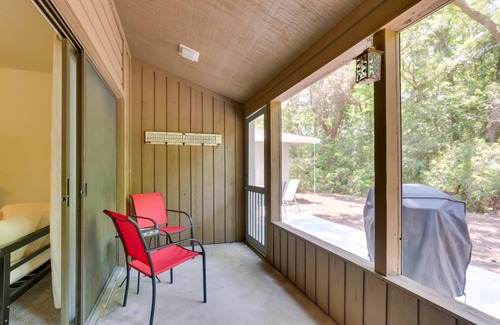 Lawton Woods Cottage | 130 m² Cabin ∙ 2 bedrooms ∙ 6 guests