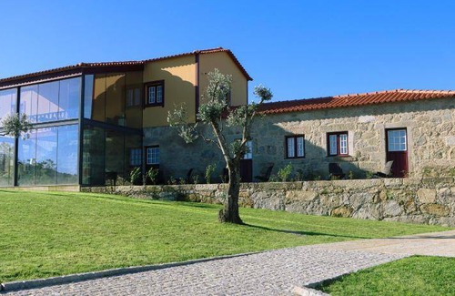Portela House | 130 m² Farmhouse ∙ 3 bedrooms ∙ 6 guests