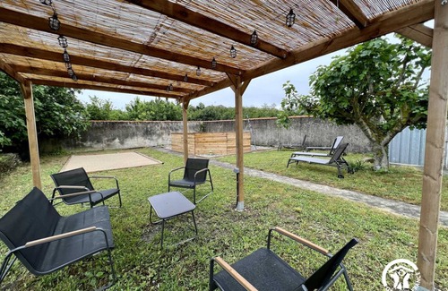 Saint-Martin-Lalande House | 130 m² Gîte ∙ 4 bedrooms ∙ 8 guests
