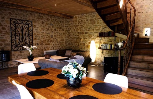 Yssandon House | 130 m² Gîte ∙ 2 bedrooms ∙ 5 guests