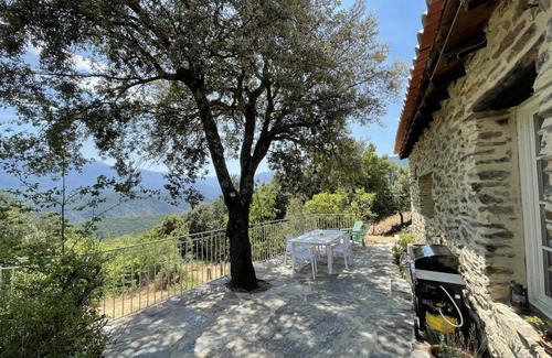 Ria-Sirach House | 130 m² Gîte ∙ 3 bedrooms ∙ 6 guests