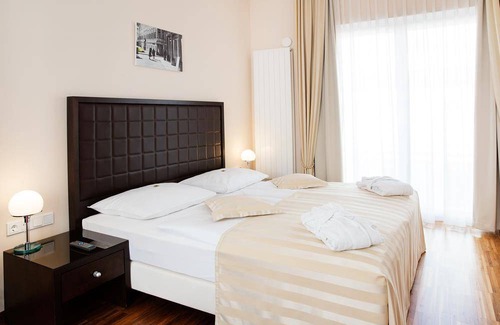 Klagenfurt am Woerthersee Hotel | 130 m² Hotel ∙ 2 bedrooms ∙ 6 guests
