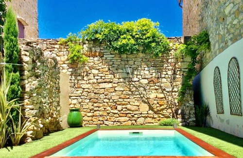 Cornillon House | 130 m² House ∙ 3 bedrooms ∙ 6 guests