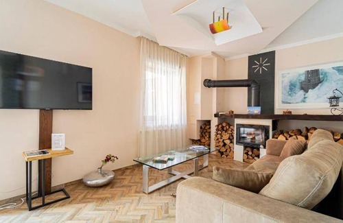 Torokbalint House | 130 m² House ∙ 3 bedrooms ∙ 7 guests