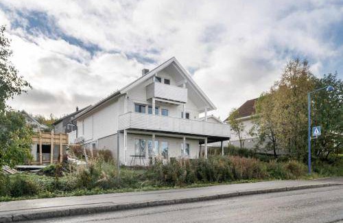 Tromso House | 130 m² House ∙ 4 bedrooms ∙ 11 guests