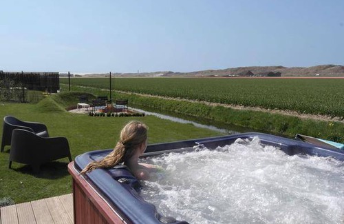 Julianadorp aan zee House | 130 m² House ∙ 4 bedrooms ∙ 9 guests