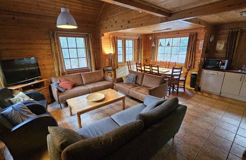 Neede House | 130 m² House ∙ 5 bedrooms ∙ 10 guests