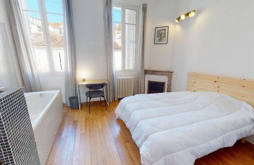 Angouleme Resort | 130 m² Private room ∙ 1 bedroom ∙ 1 guest