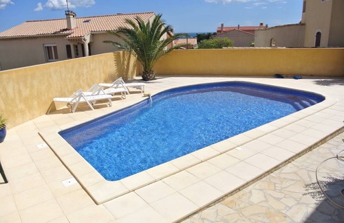 Sausset-les-Pins Villa | 130 m² Villa ∙ 5 bedrooms ∙ 12 guests