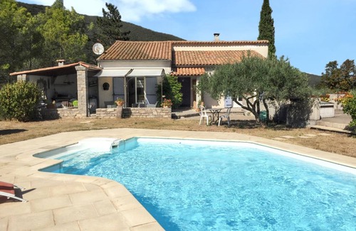 Pompignan Villa | 130 m² Villa ∙ 3 bedrooms ∙ 6 guests