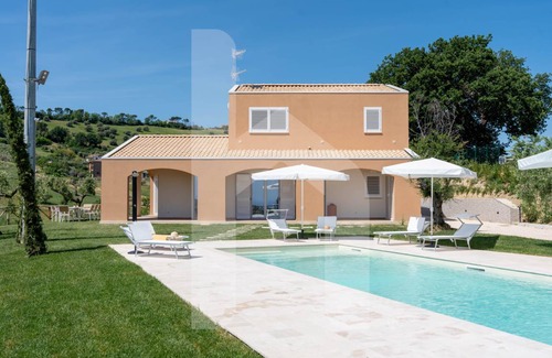 Atri Villa | 130 m² Villa ∙ 3 bedrooms ∙ 8 guests