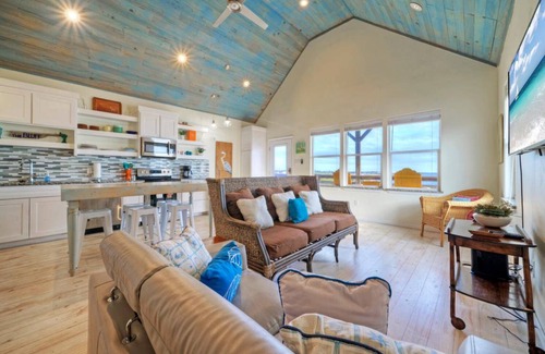 Flour Bluff House | 1300 m² House ∙ 5 bedrooms ∙ 13 guests