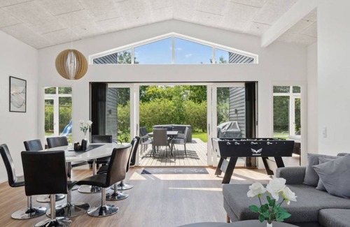 Odder House | 133 m² House ∙ 1 bedroom ∙ 12 guests