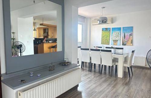 Dasoupolis Apartment | 134 m² Apartment ∙ 2 bedrooms ∙ 4 guests