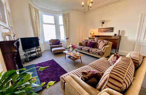 Rothesay Apartment | 135 m² Apartment ∙ 3 bedrooms ∙ 6 guests