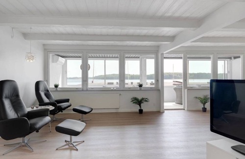 Svendborg Apartment | 135 m² Apartment ∙ 1 bedroom ∙ 6 guests