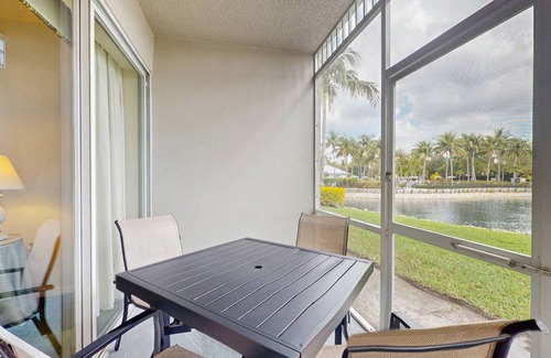 Naples Condo | 135 m² Condo ∙ 3 bedrooms ∙ 6 guests