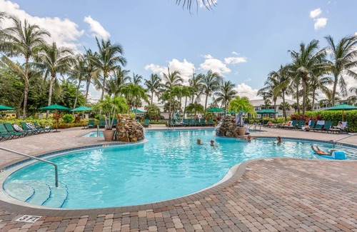 Naples Condo | 135 m² Condo ∙ 3 bedrooms ∙ 6 guests