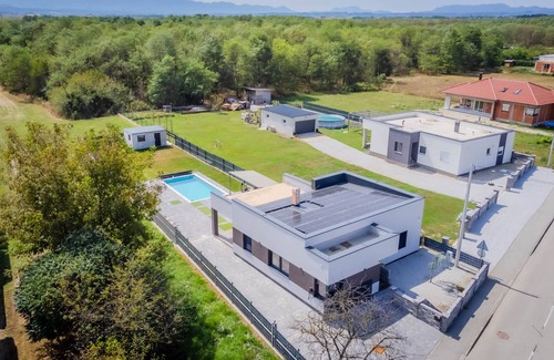 Varazdin House | 135 m² House ∙ 2 bedrooms ∙ 8 guests