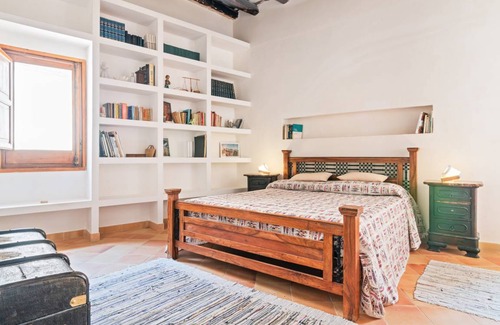 Trapani City Centre Apartment | 136 m² Apartment ∙ 2 bedrooms ∙ 5 guests