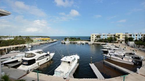 Rock Harbor Apartment | 136 Mariners Club