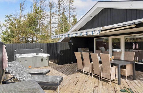 Torup Strand House | 137 m² House ∙ 4 bedrooms ∙ 8 guests