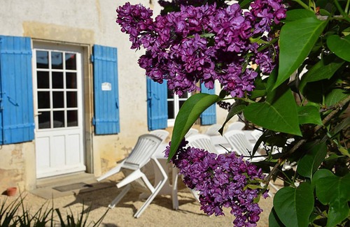 Saint-Vincent-la-Chatre House | 138 m² House ∙ 4 bedrooms ∙ 9 guests