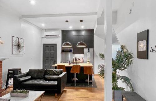 Cabbagetown South Apartment | 139 m² Apartment ∙ 3 bedrooms ∙ 6 guests