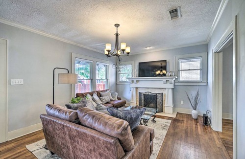 South Central Houston House | 139 m² House ∙ 2 bedrooms ∙ 6 guests