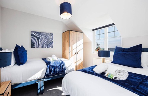 Brunel House | 139 m² House ∙ 4 bedrooms ∙ 9 guests