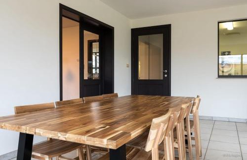 Helchteren House | 14 beds, 20p, 2 bath-, 1 livingroom