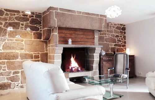Saint-Michel-de-Montjoie House | 140 m² Gîte ∙ 3 bedrooms ∙ 6 guests