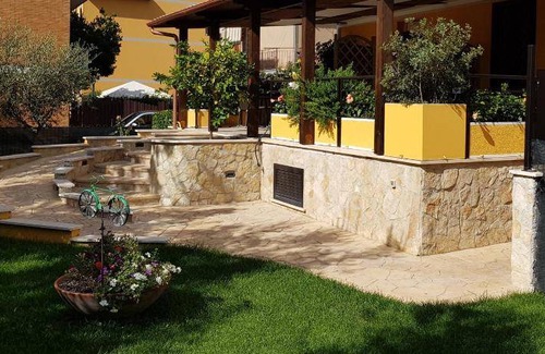 Albano Laziale Bed & Breakfast | 14 m² Bed and breakfast ∙ 3 guests