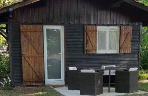 Cussac-Fort-Medoc Bed & Breakfast | 14 m² Bed and breakfast ∙ 2 guests