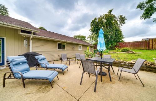 Highview House | 14 Mi to Dtwn Louisville Holiday Vacation Home!